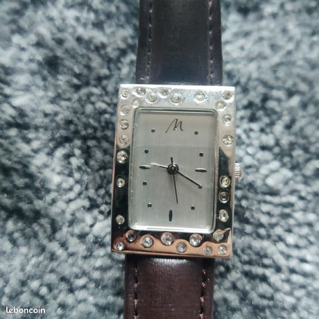 Large choix de montres femme pas cheres : Montre Lexi dorée - Bracelet