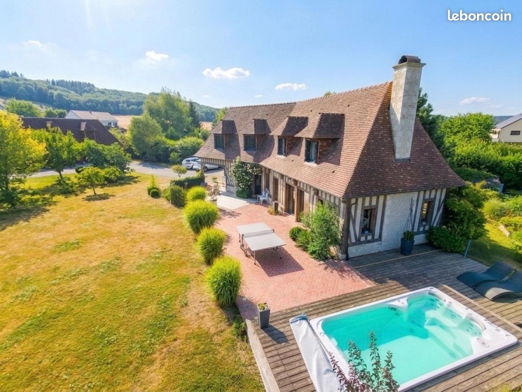 Maison 6 pièces 151 m² · à Brosville · 151 m² · 525 000 €