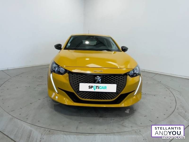 Peugeot 208 Electrique 50 kWh 136ch Style (image 8)