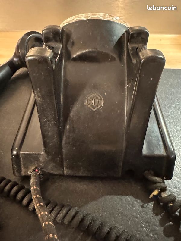 Téléphone vintage CIT modèle 13 en bakélite noire - Années 1950/1960