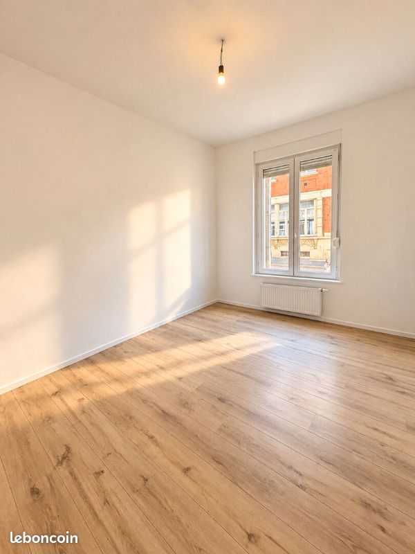 Appartement 1 pièce 19 m² · à Charleville-Mézières · 19 m² · 345 €/mois