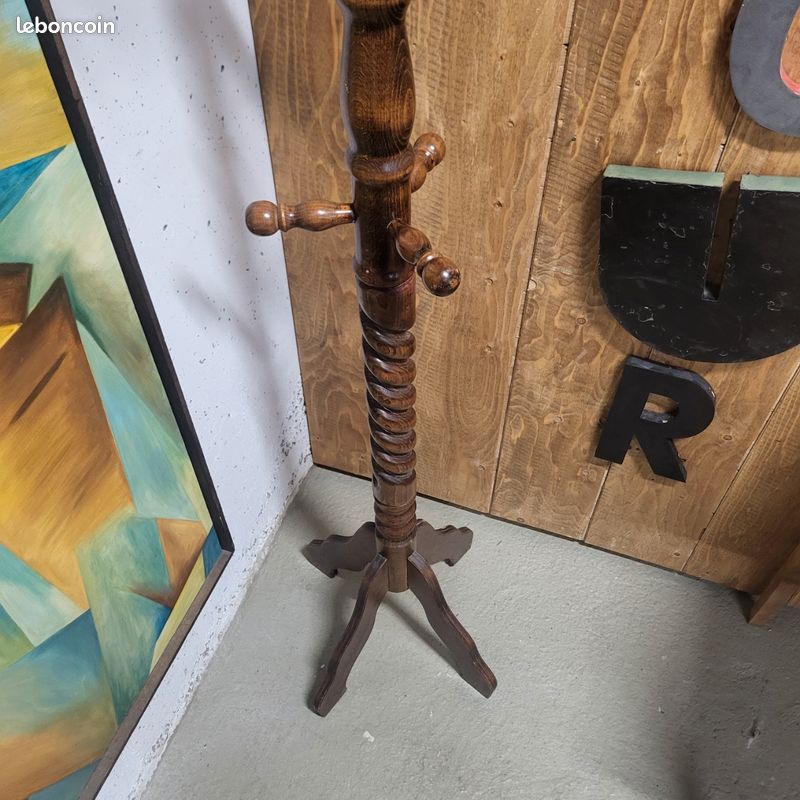 𧄠Porte-manteau ancien en bois tourné (image 4)