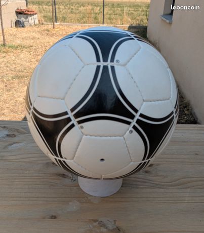 Ballon De Foot Vintage Coupe Du Monde 1982 – Naranjito, Espana 82 (collection)