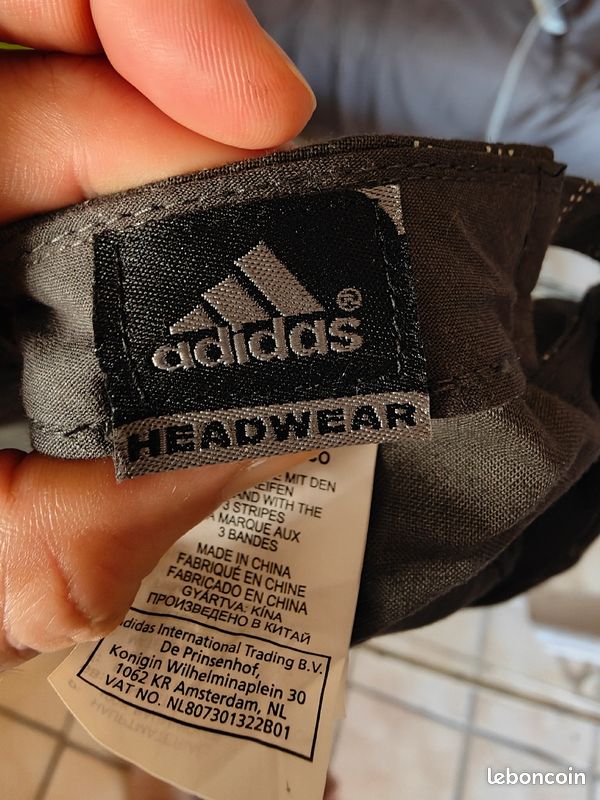 Casquette Adidas grise (image 3)