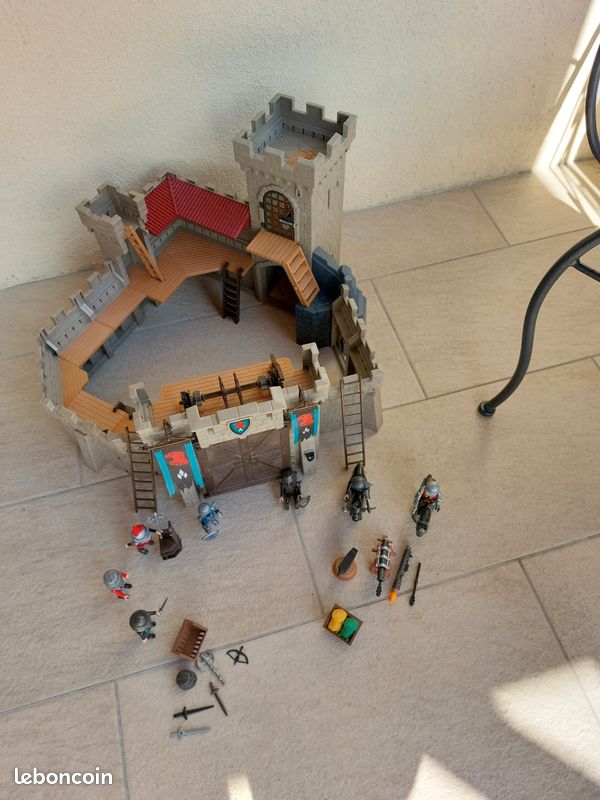 Chateau playmobil (image 15)