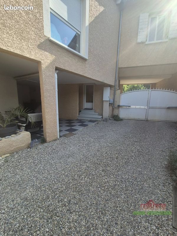 Appartement 3 pièces 62 m² · à Le Péage-de-Roussillon · 62 m² · 126 500 €