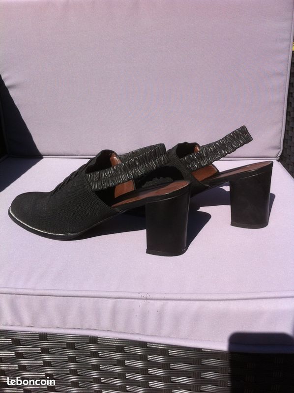 Sandales noires (image 3)