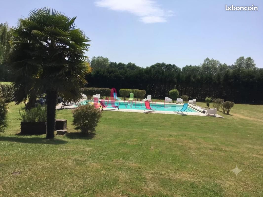 Propriété 9 pièces 340 m² (image 3)