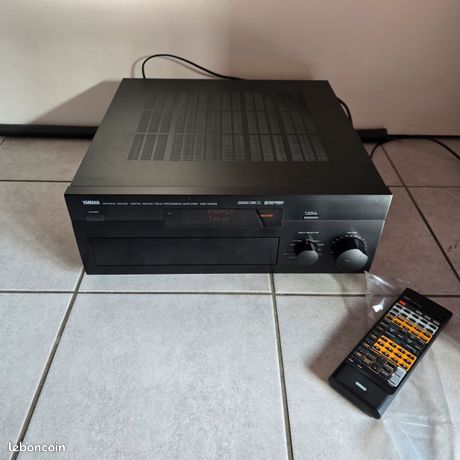 Amplificateur Yamaha DSP-E390 – 500W, Noir, Japon – Sans Télécommande – Bon état