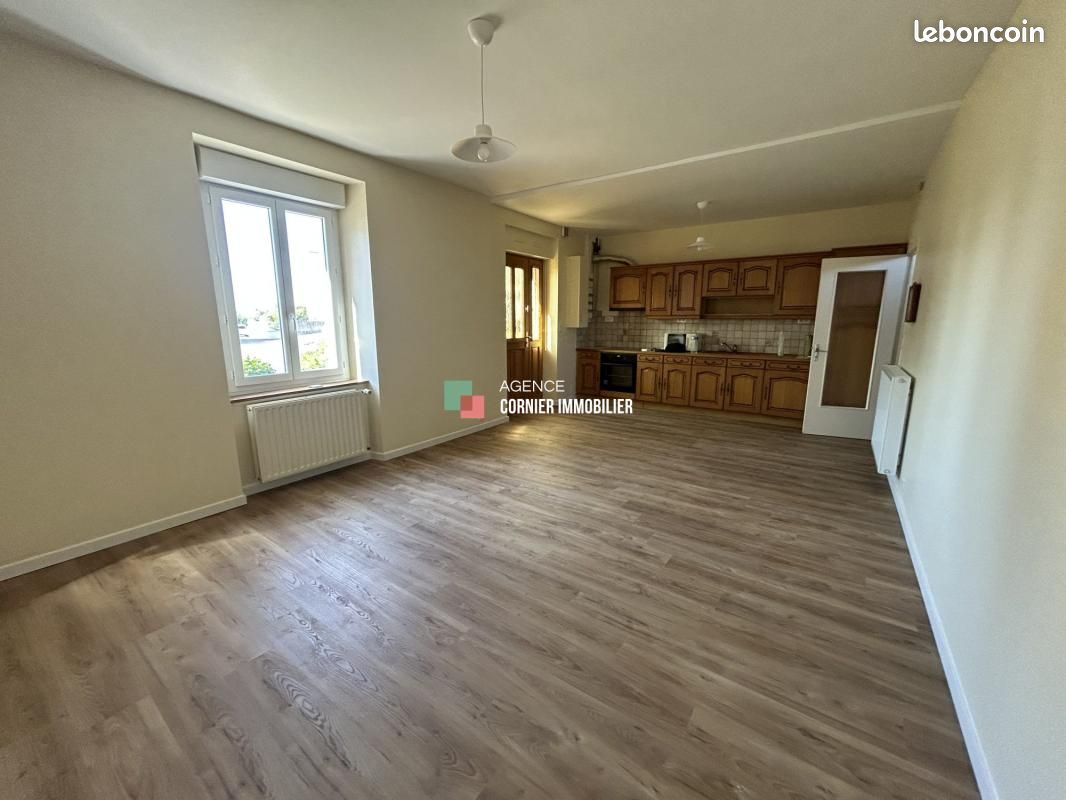 Maison 6 pièces 118 m² · à Marpiré · 118 m² · 925 €/mois