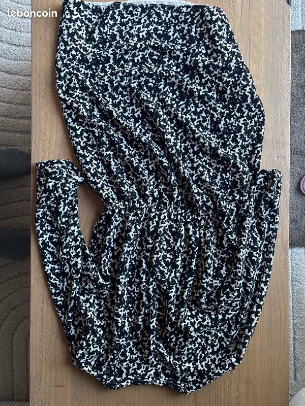 Lot de 10 vêtements femme – taille M + 1 pull Tommy Hilfiger offert 🌸 (image 10)