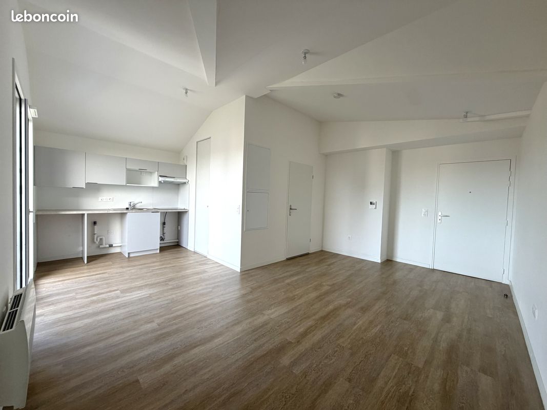 Appartement 1 pièce 29 m² · à Senlis · 29 m² · 618 €/mois