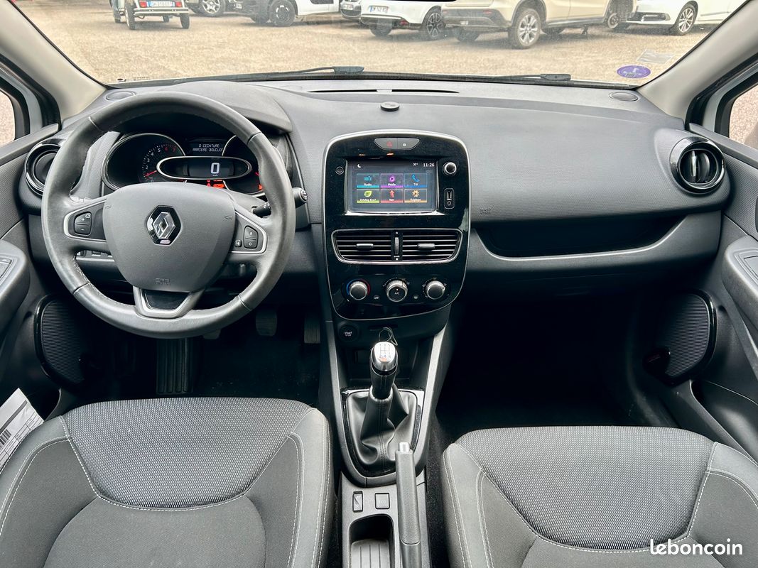 RENAULT Clio Estate ENERGY TCe 90 (image 4)