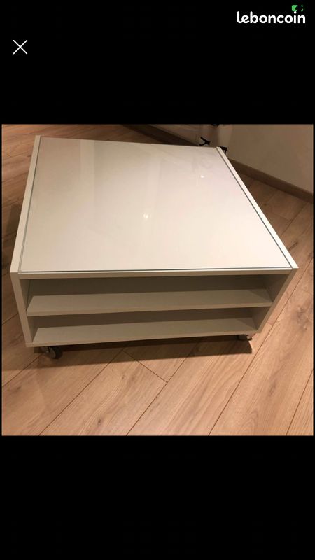 Table basse IKEA (image 1)