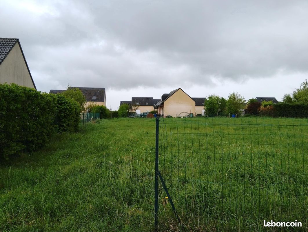 Terrain 1119 m² · à Chéronvilliers · 1 119 m² · 55 000 €