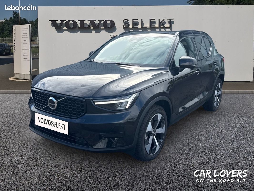 VOLVO XC40 B3 163 ch DCT7 Ultra (image 1)