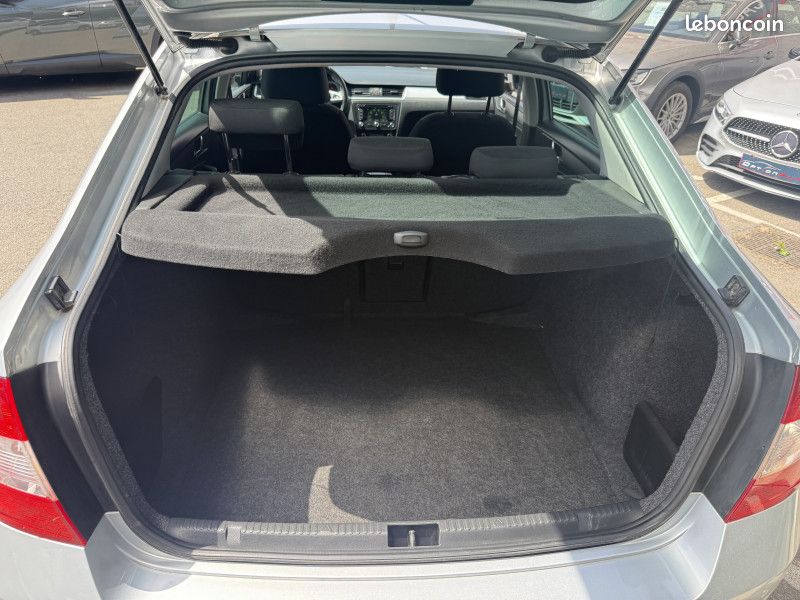 Skoda RAPID 1.6 TDI 105CH CR FAP GREENTEC TOUR DE FRANCE (image 12)