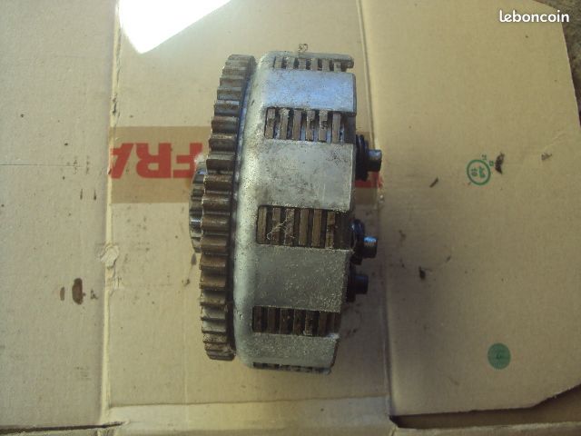 Embrayage de kawasaki 250 kx de 1981 (image 2)