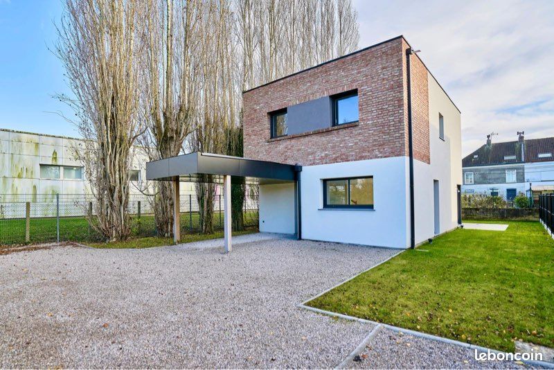Maison 4 pièces 112 m² · à Pérenchies · 112 m² · 419 000 €