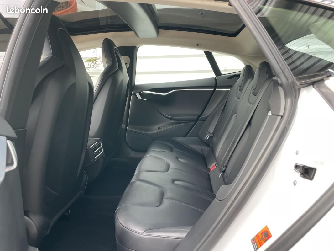 Tesla Model S 85 (image 9)