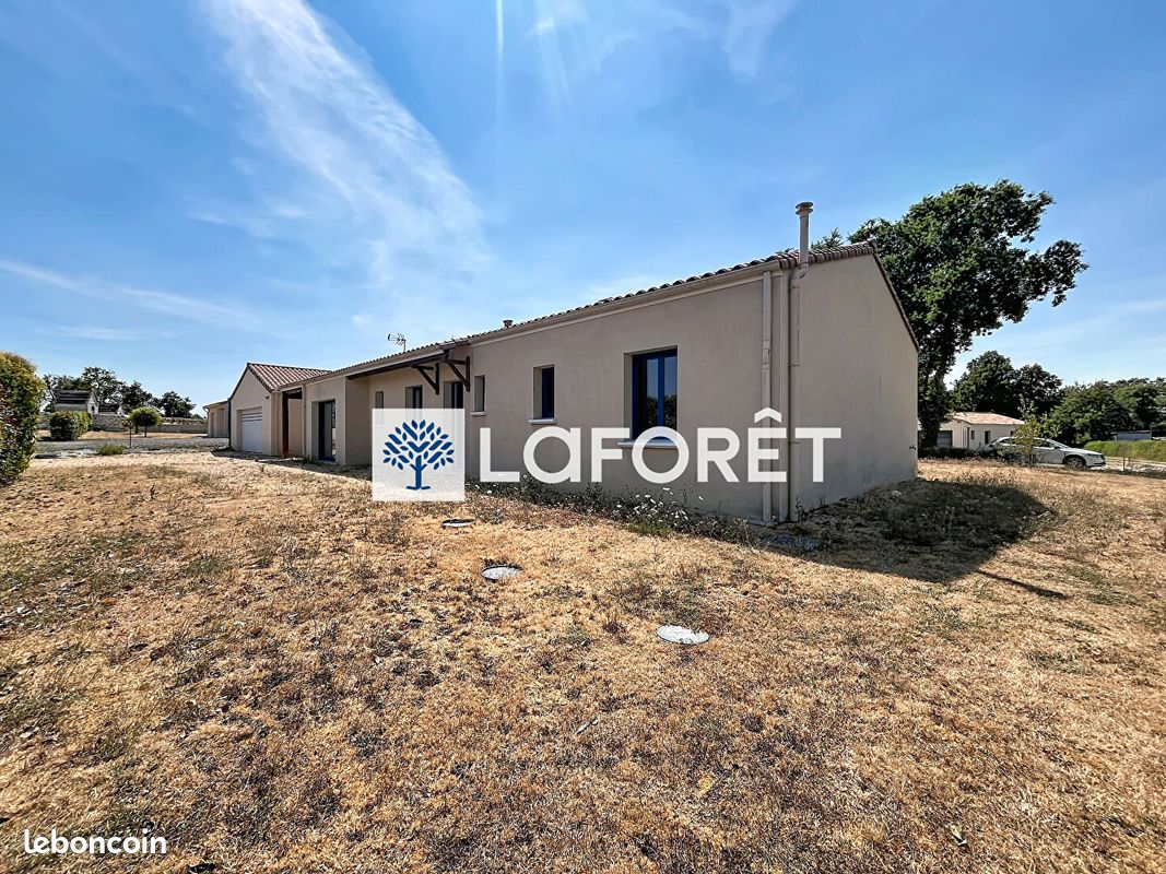 Maison 6 pièces 120 m² · à Argentonnay · 120 m² · 190 490 €