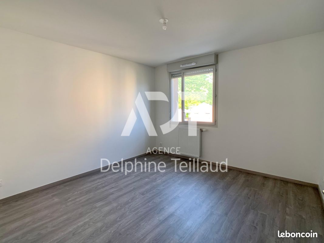 Appartement a louer fontaine - 3 pièce(s) - 61 m2 - Surfyn