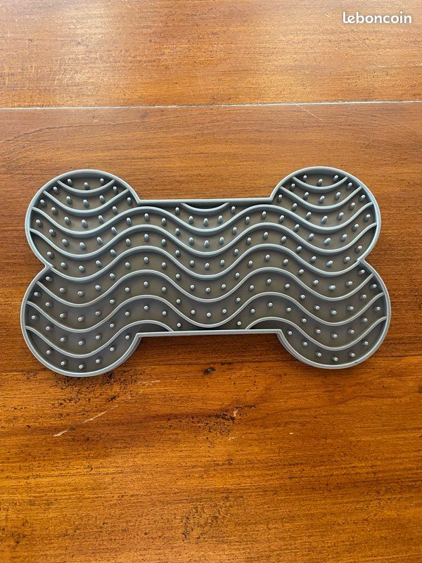 Plateau de léchage lent pour chien (image 1)