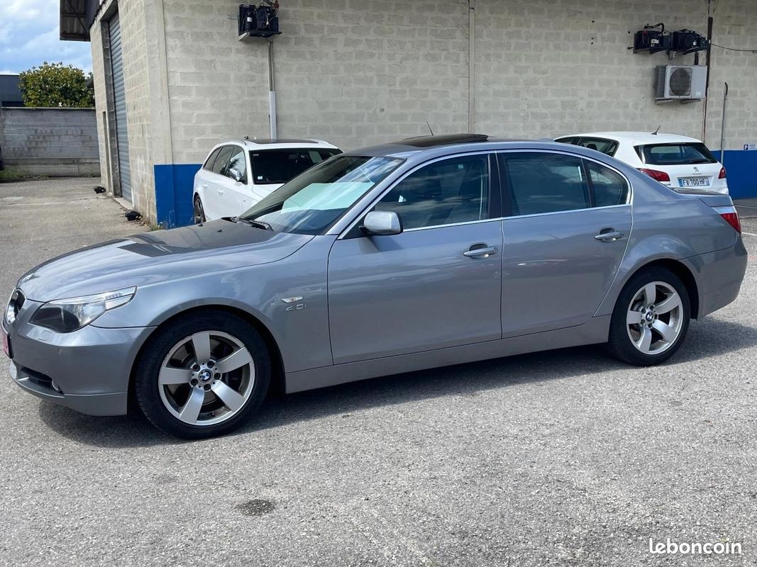 Bmw Serie 5 E60 540i V8 306ch 4.0L Pack Luxe TBE / TOE / PDC / GPS / 540 i ( 545i 550i 545 550 ) (image 4)