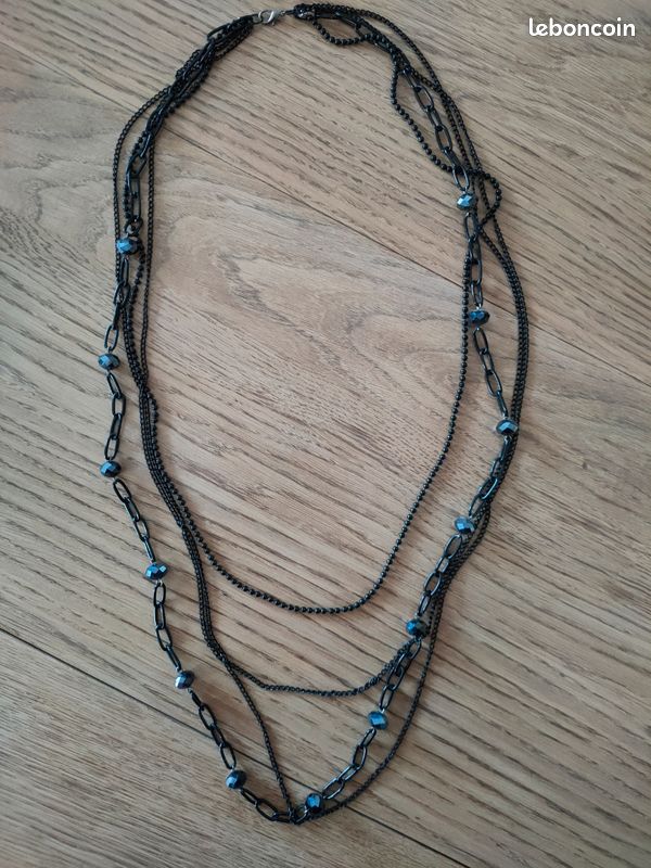 Collier (image 1)