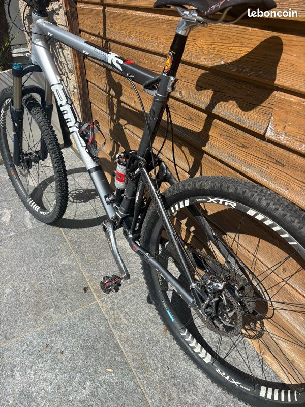 VTT BMC fourstroke 01 fs (image 4)