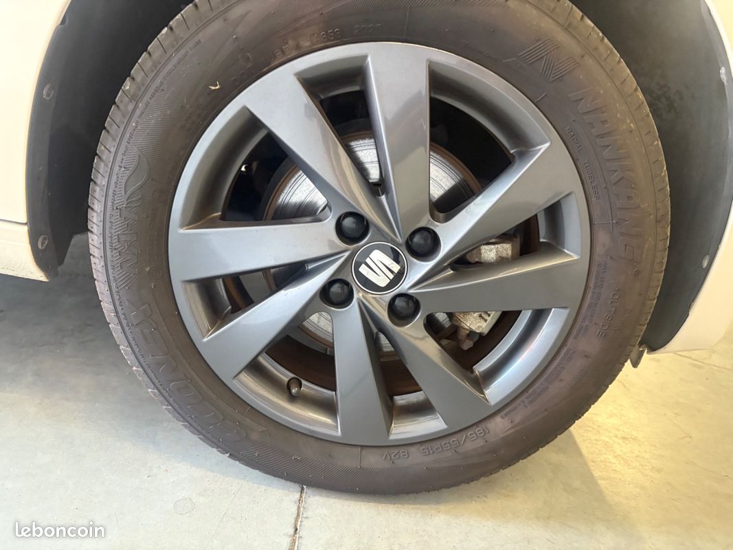 SEAT MII By Mango/ ÉCRAN GARMIN / GPS / CLIM/ RADAR DE RECUL / ALCANTARA (image 24)