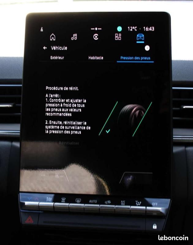 Renault Captur 1.6 e-TECH FULL HYBRID 145 CH TECHNO (image 48)