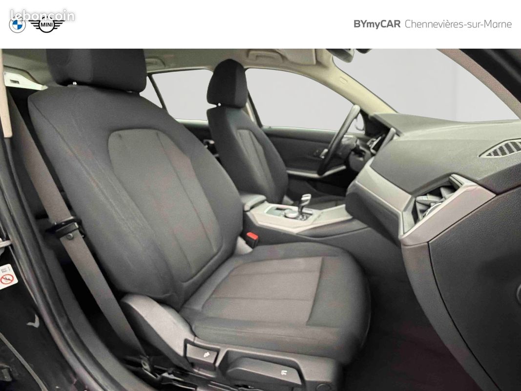 BMW Touring 316d 122 ch BVA8 Business Design (image 14)