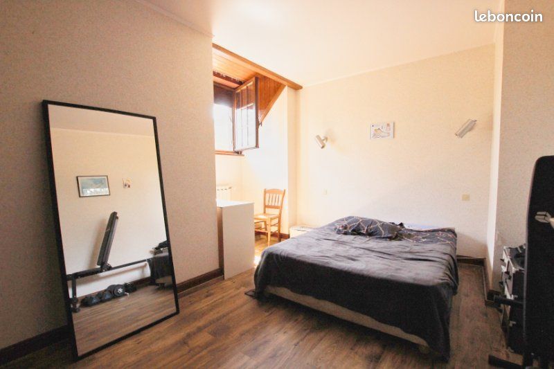 Maison 8 pièces 230 m² - Thouars 79100 (image principale 9)