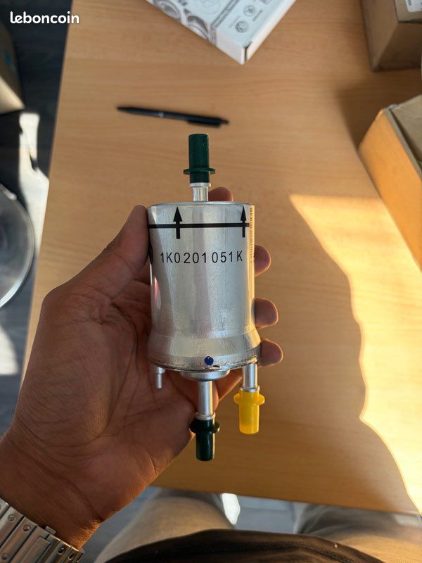 À vendre : Filtre à carburant + régulateur de pression (image 2)