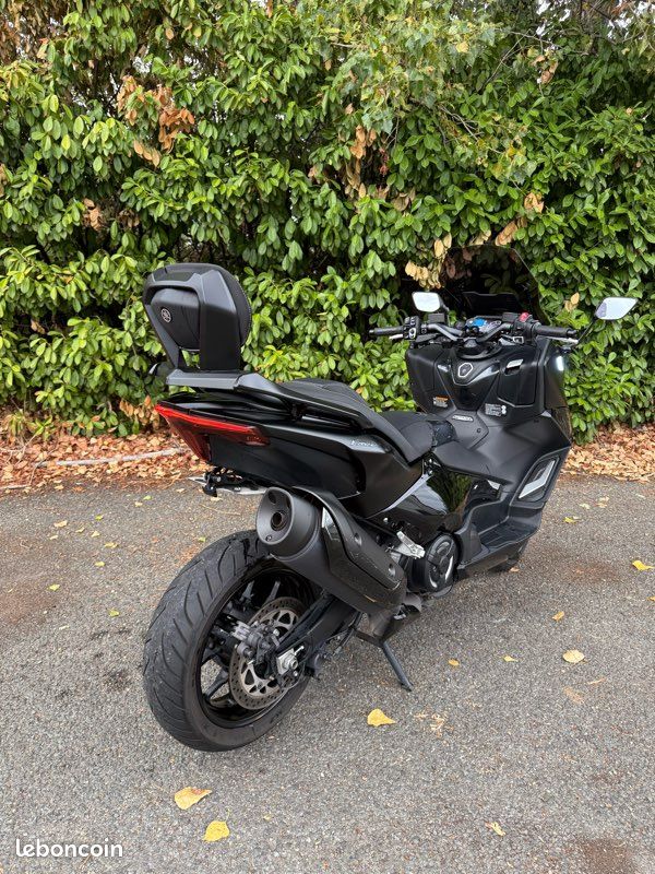 Tmax Tech Max 560 (image 2)