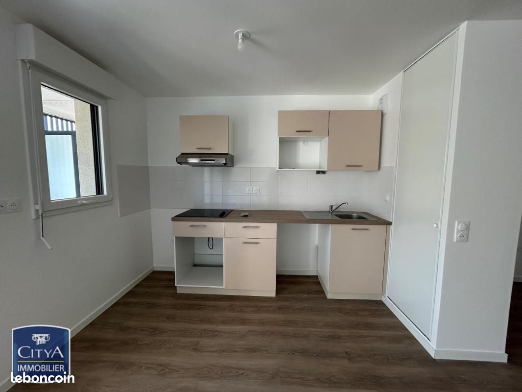 Appartement 4 pièces 81 m² · à Caen · 81 m² · 991 €