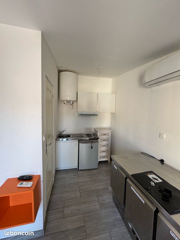 Appartement 1 pièce 20 m² · à Fréjus · 20 m² · 550 €/mois