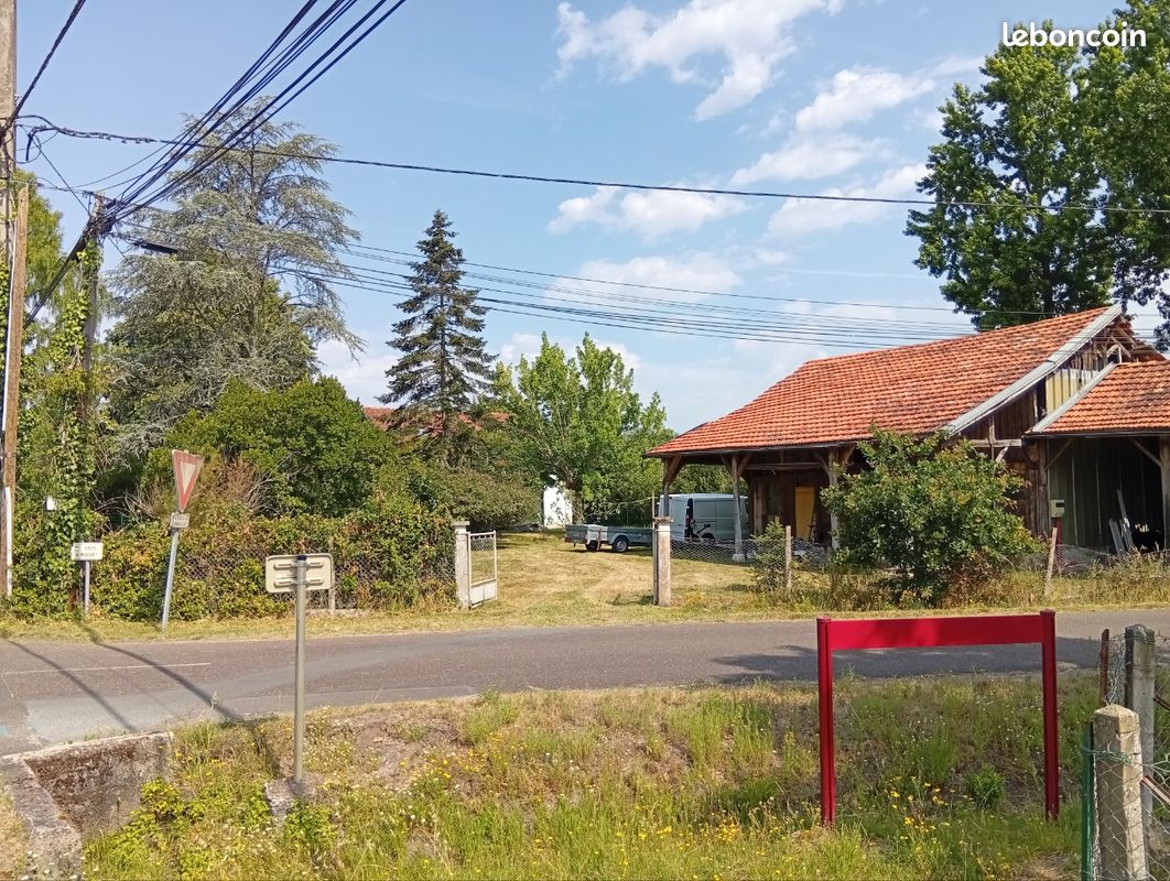 Maison 1 pièce 90 m² · à Parentis-en-Born · 90 m² · 125 000 €