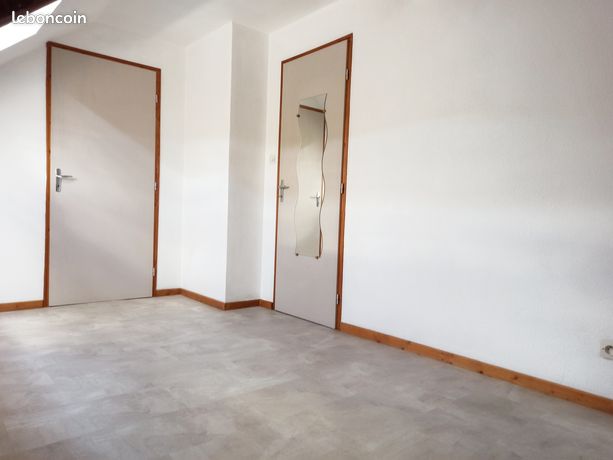 Appartement F1 à DANJOUTIN