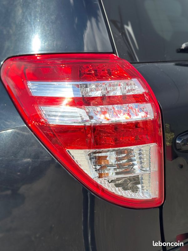 Toyota RAV4 2.2 D4D 150 Cv LIMITED EDITION ✅ SUIVI ENTRETIEN ✅ (image 36)