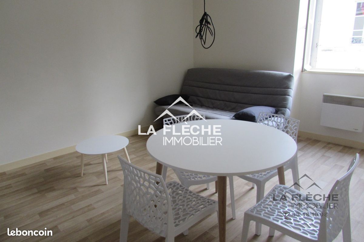 Appartement 1 pièce 28 m² · à La Flèche · 28 m² · 330 €/mois