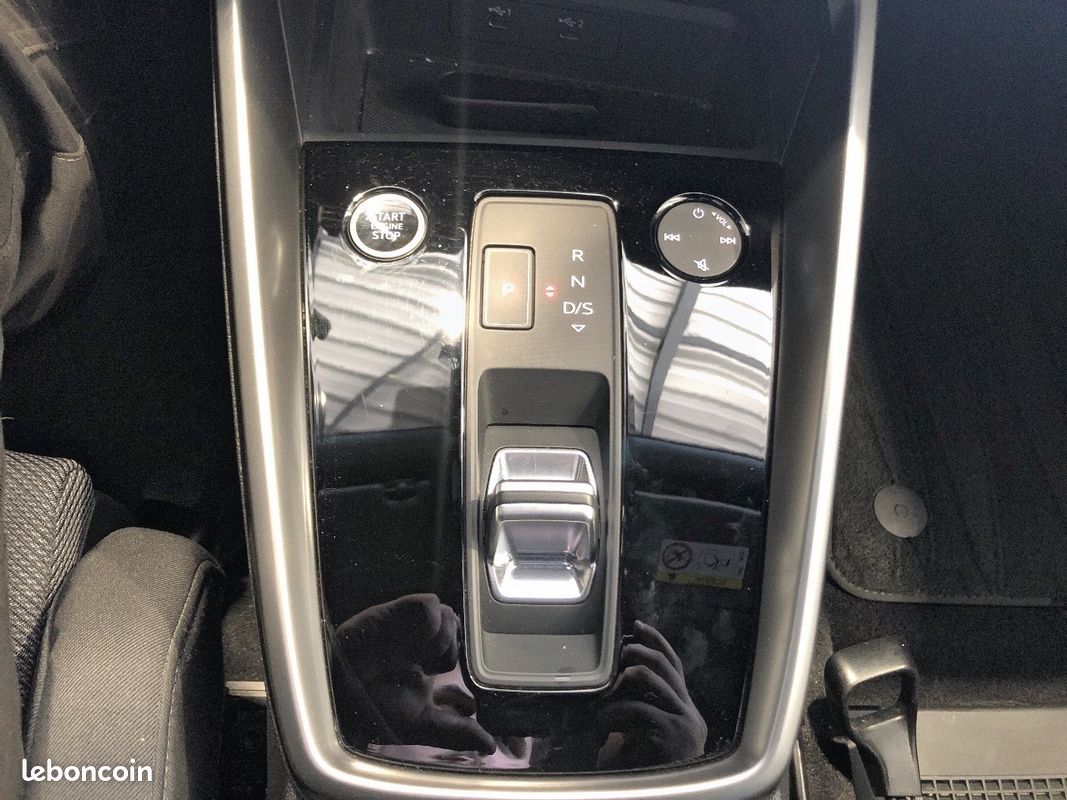 AUDI A3 Sportback 45 TFSIe 245 S tronic 6 Competition (image 15)