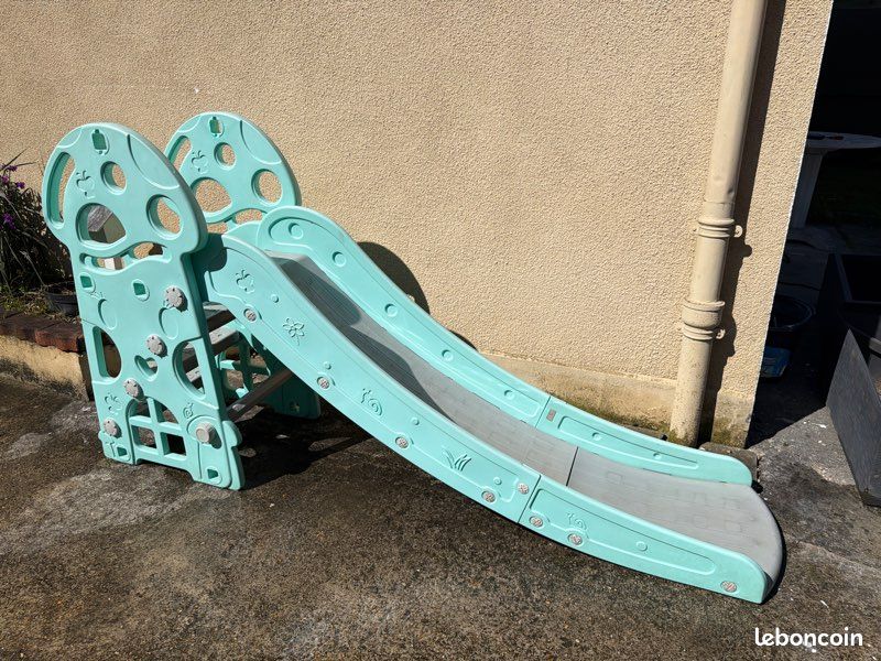 Toboggan (image 1)