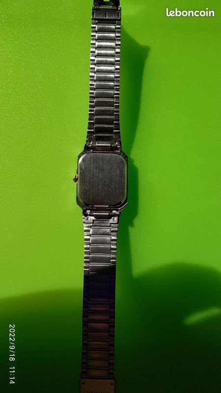 Montre Vintage Neuve de Stock fin 80's-début 90's, marque Henry Castignac, Quartz Miyota (image 4)