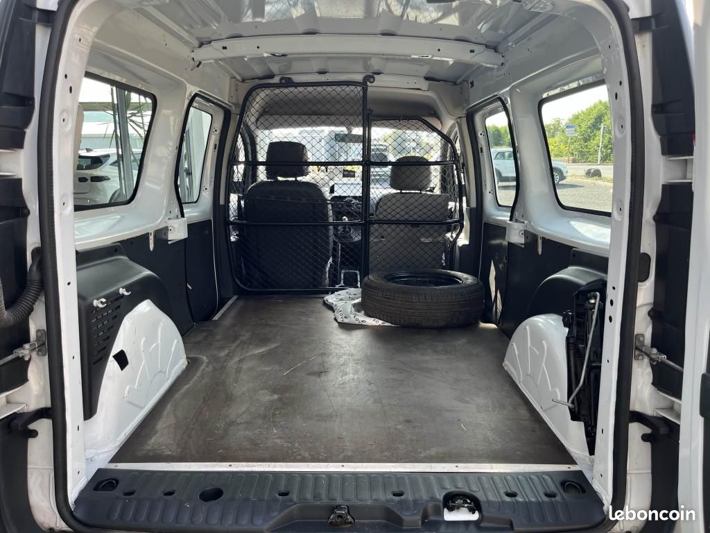 RENAULT KANGOO MAXI 1.5 DCi 95ch BVM6 vitré (image 11)