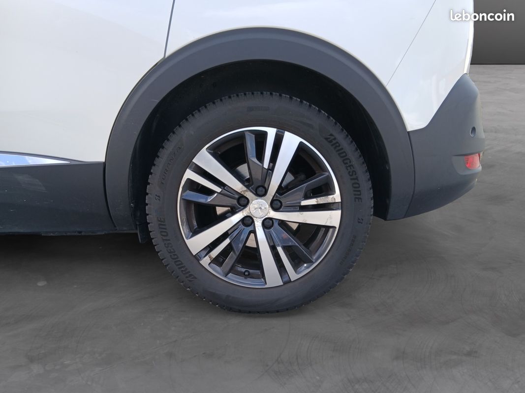 PEUGEOT 5008 130Ch Garantie 12 mois (image 26)