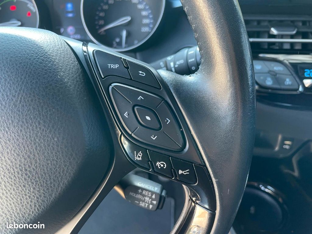 Toyota C-HR 1.8 HYBRID - BV E-CVT 2020 EDITION (image 22)