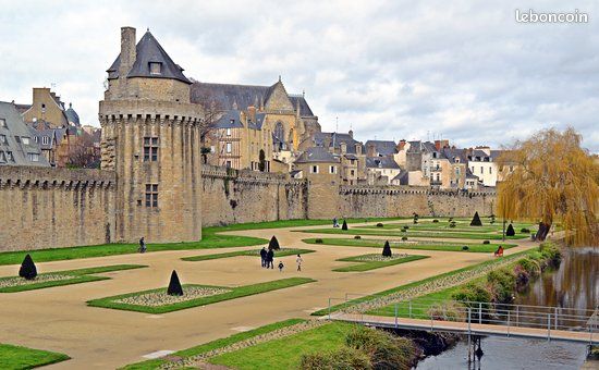A pied du port de Vannes, balcon, parking, wifi (image 10)