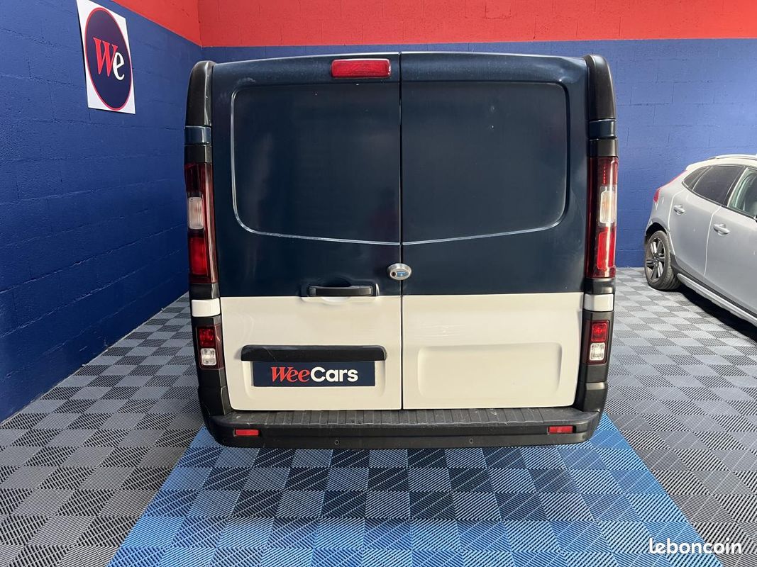 Renault trafic fourgon 1.6 dci 125 1t2 l1h1 energy confort (image 4)